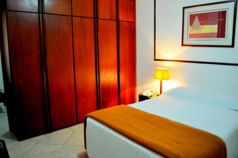 Cezanne Plaza Apart Hotel Campinas  Exterior photo